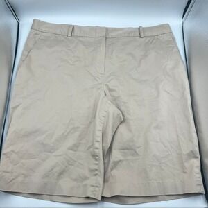 Women's Classic Tailored Khaki Shorts